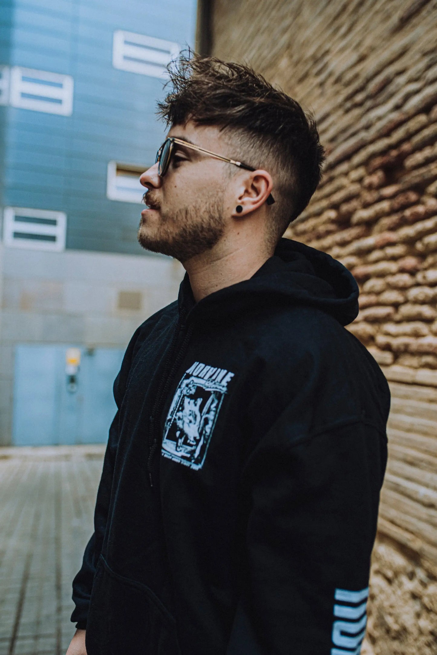 Norvine Wolf Hoodie-3