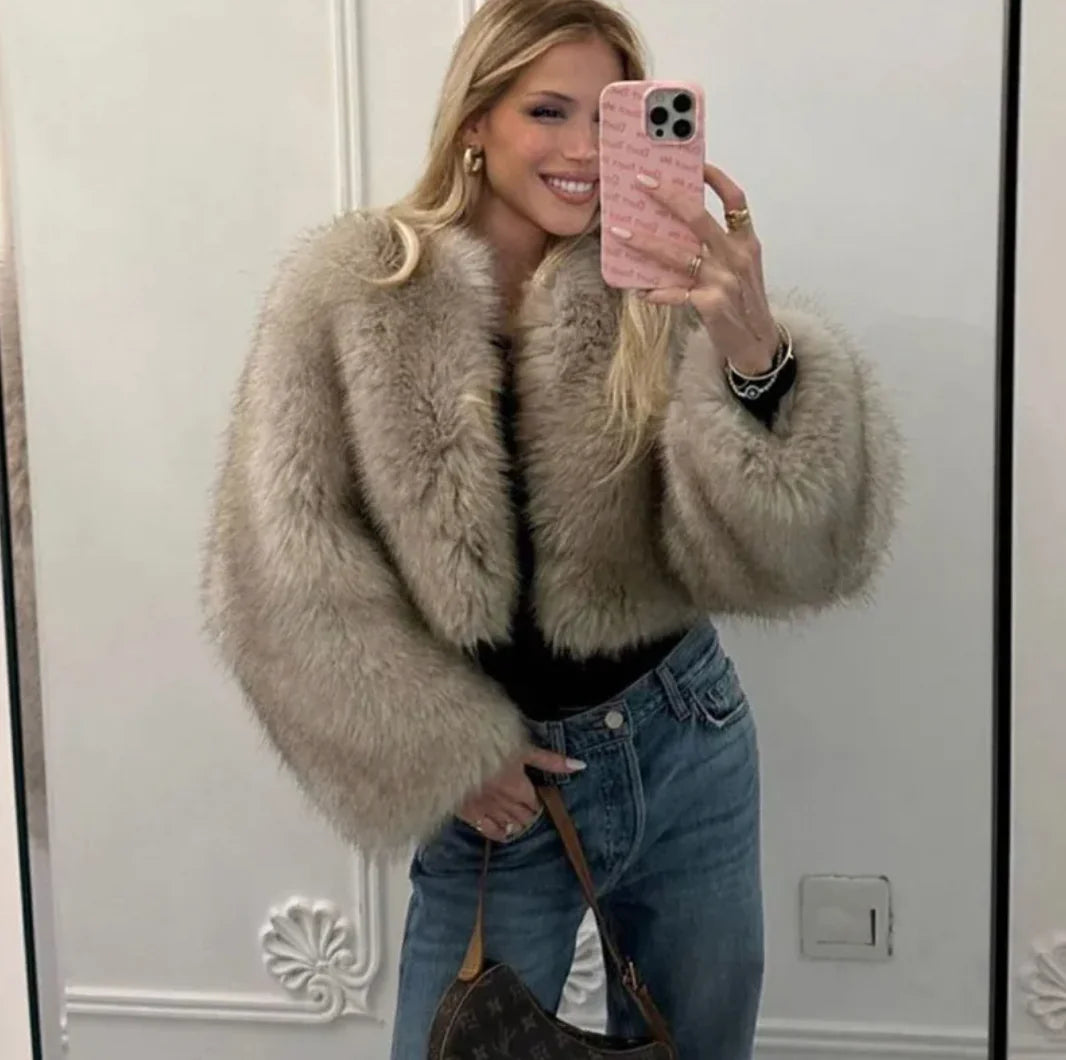 Short Tokas Fur Coat - Image #0